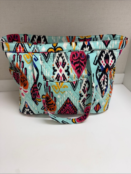 Vera Bradley Handbags - Vera Bradley Pueblo Vera Quilted Turquoise Patterned Tote Bag